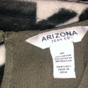 Ruffle Olive Green Arizona Shirt